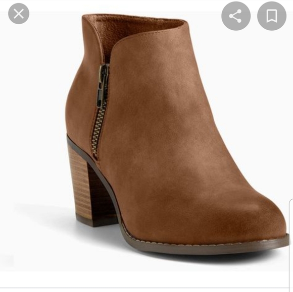 wide width ankle booties